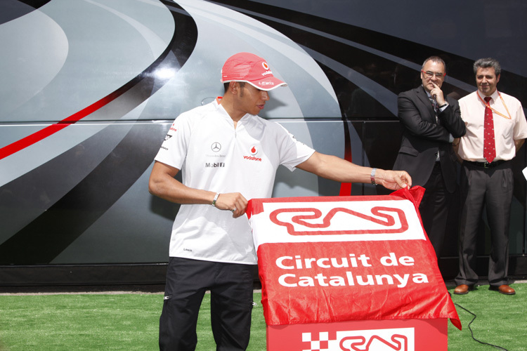 Von Rassismus keine Spur: Lewis Hamilton wurde in Spanien geehrt