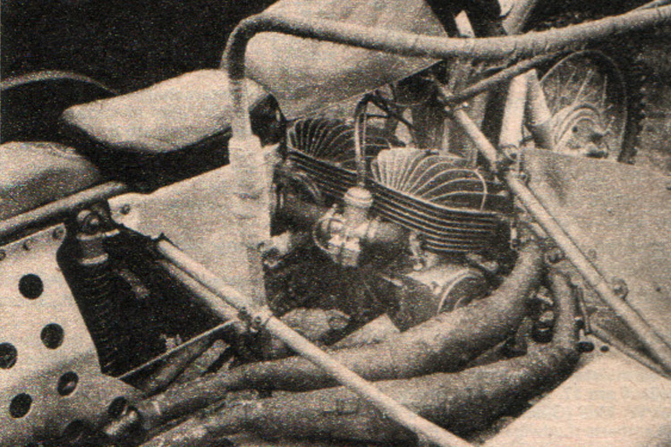 In den 1980er Jahren wurde viel experimentiert, wie hier mit zwei gekoppelten Zweitaktmotoren, pilotiert von Kolberg/Juterzenka