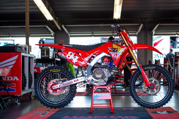 Das Bike von Ken Roczen bleibt wegen des Coronavirus vorerst in der Garage