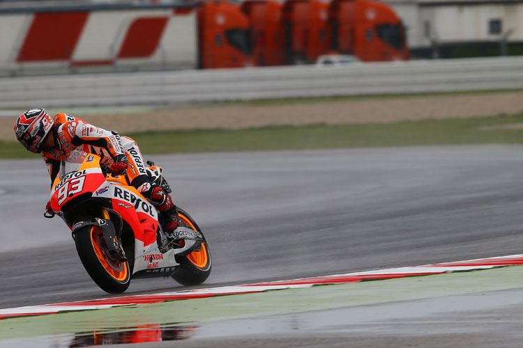 Marc Márquez rückte nur ungern auf der nassen Piste aus