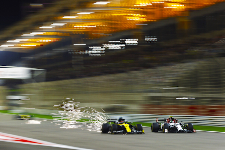 Esteban Ocon (Renault) gegen Antonio Giovinazzi (Alfa Romeo)