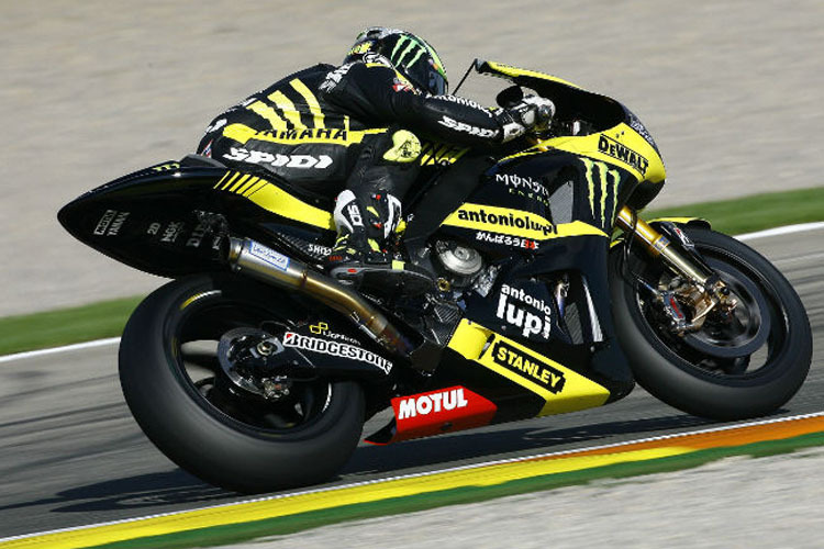 Cal Crutchlow lernt die neue Yamaha kennen