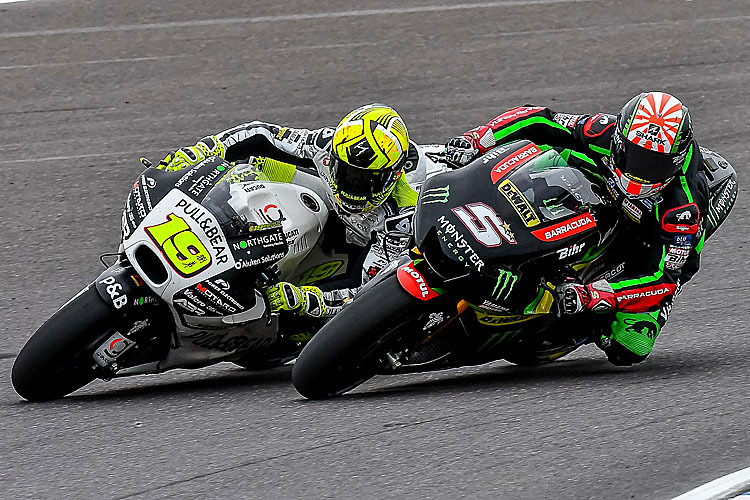 Johann Zarco (5) im harten Infight mit Álvaro Bautista