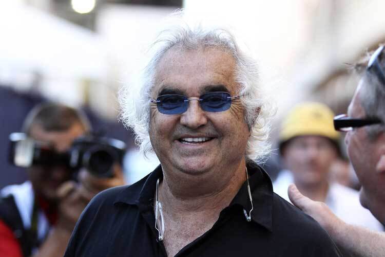 Flavio Briatore gibt Mark Webber Rückendeckung