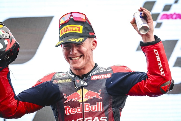 Happy. Moto3-GP-Sieger in Portugal: Dani Holgado