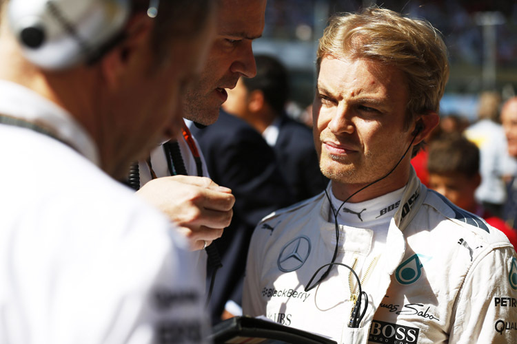 Nico Rosberg: «Eigentlich müsste ich das Ding jetzt langsam in die andere Richtung drehen»