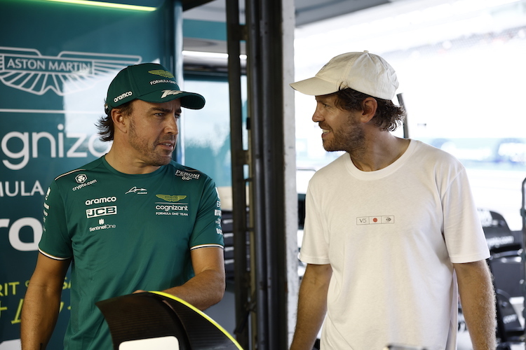 Fernando Alonso und Sebastian Vettel in Suzuka