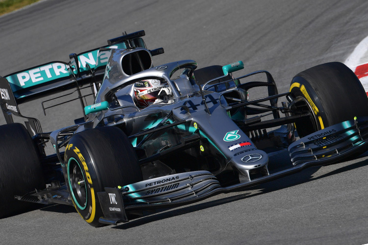 Lewis Hamilton drehte am sechsten Barcelona-Testtag 102 Runden