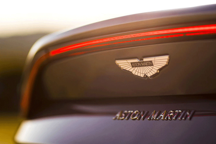 Aston Martin steigt 2019 ein