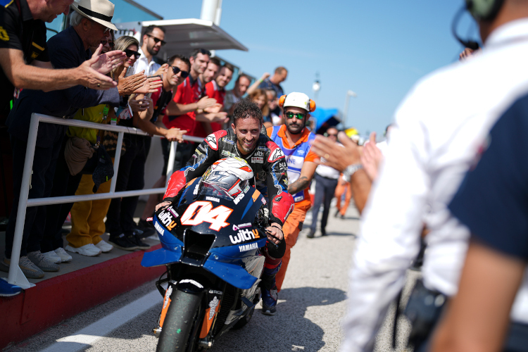 Andrea Dovizioso nach seinem letzten MotoGP-Rennen in Misano
