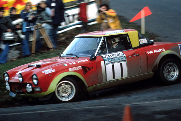 Verini im Fiat 124 Abarth