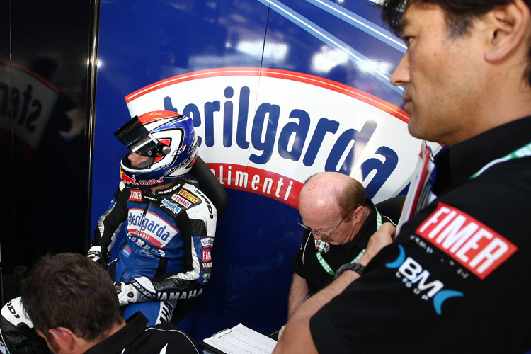 Sterilgarda ist bei Yamaha nicht zu übersehen