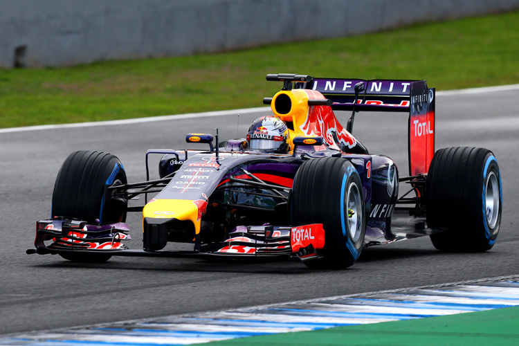 Sebastian Vettel im neuen Auto von Red Bull Racing: Zwei Tage, elf Runden