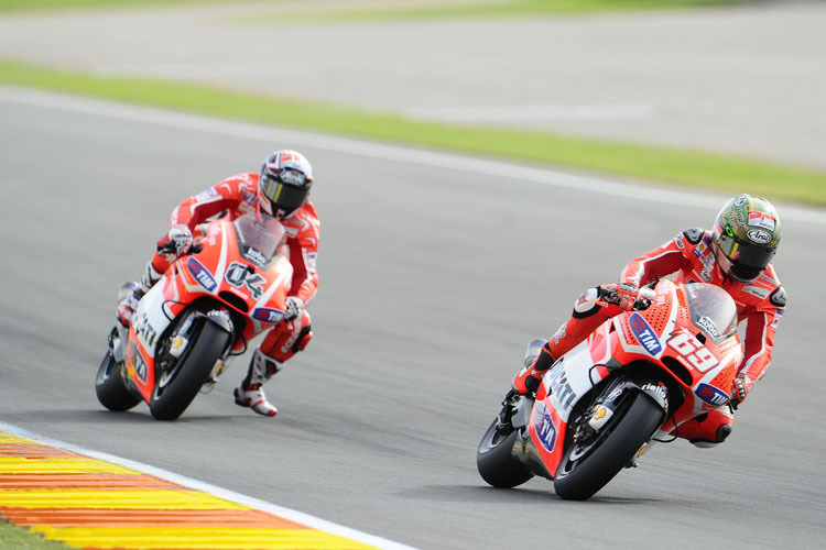 Valencia: Nicky Hayden vor Andrea Dovizioso