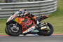 Auf der Unterseite des Hecks von Miguel Oliveiras KTM ist das Pankl-Logo zu erkennen