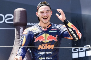 Deniz Öncü gewann in Aragon sein erstes Moto2-Rennen, sein Landsmann Toprak Razgatlioglu ist nächstes Jahr MotoGP-Pilot)