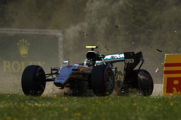 Nico Rosberg: Crash im dritten freien Training