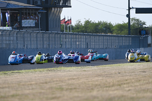 Mitte April 2026 startet die Seitenwagen-WM in die neue Saison)