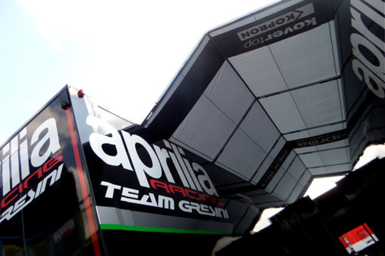 Bei Aprilia Racing Gresini Honda ist Bradl bis zum Saisonende unter Vertrag