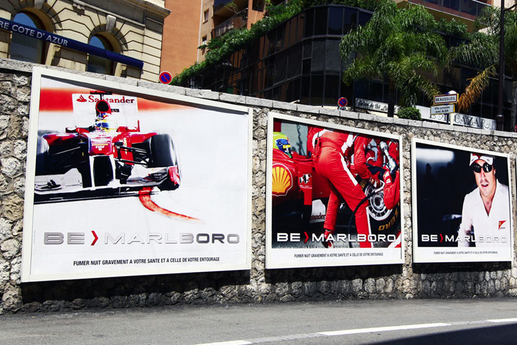 Marlboro-Werbung in Monaco mit Ferrari