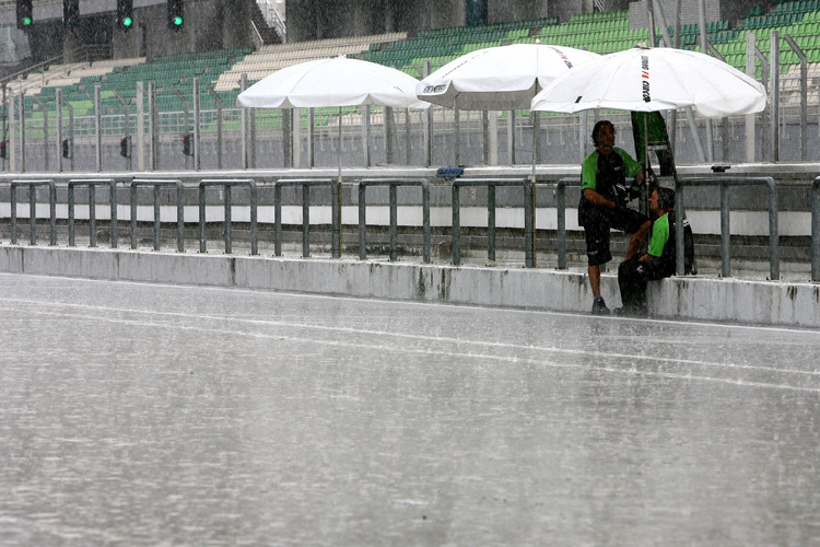 Wenn es in Malaysia regnet, dann richtig