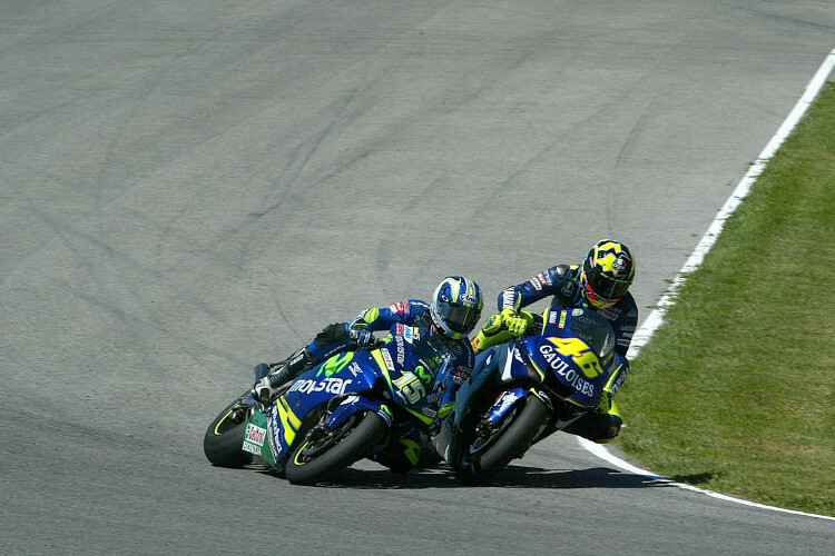 2005: Rossi rammt Gibernau und siegt
