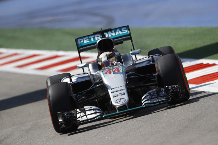 Lewis Hamilton: Bestzeit am Freitag in Sotschi
