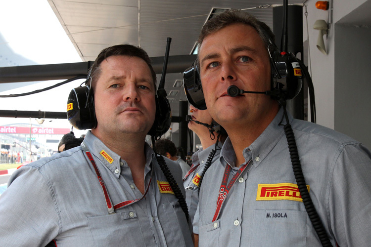Pirelli-Rennchef Paul Hembery mit Technikchef Mario Isola