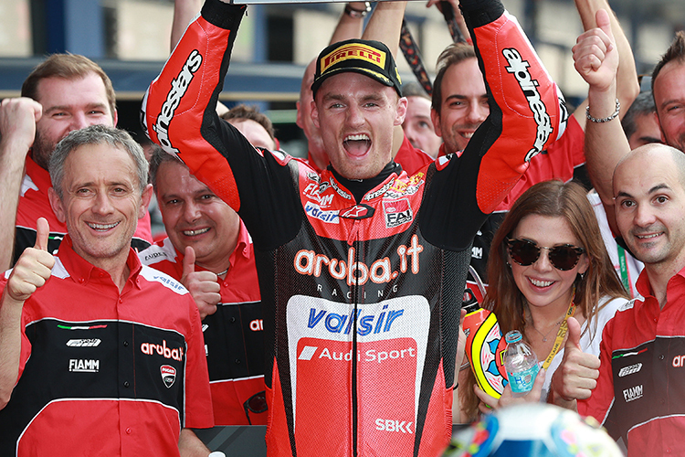 Chaz Davies feierte den ersten Ducati-Sieg in Buriram