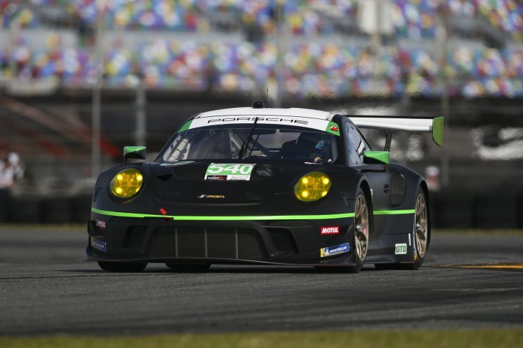 Der Porsche 911 GT3 R von Black Swan Racing beim Roar-Test in Daytona