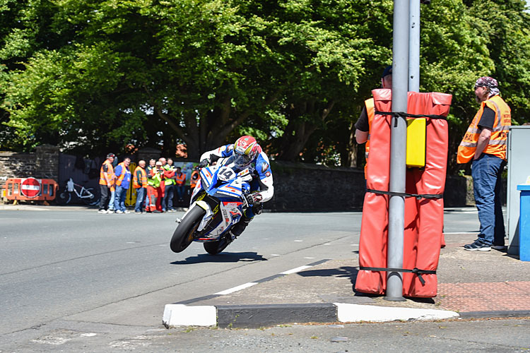 Dan Kneen auf der Penz13.com BMW