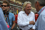 Virgin-Chef Richard Branson bleibt als Partner