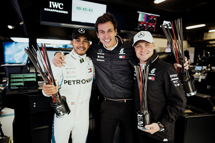 Lewis Hamilton, Toto Wolff und Valtteri Bottas