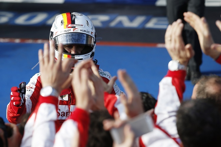 Sebastian Vettel wird Dritter beim Saisonauftakt in Melbourne