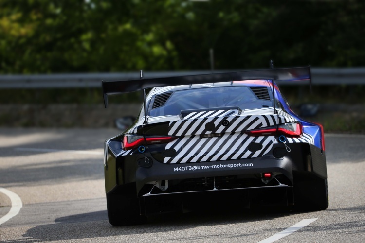 So sieht der BMW M4 GT3 von hinten aus