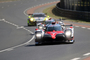 Der Toyota TS050 Hybrid auf den Landstraßen von Le Mans