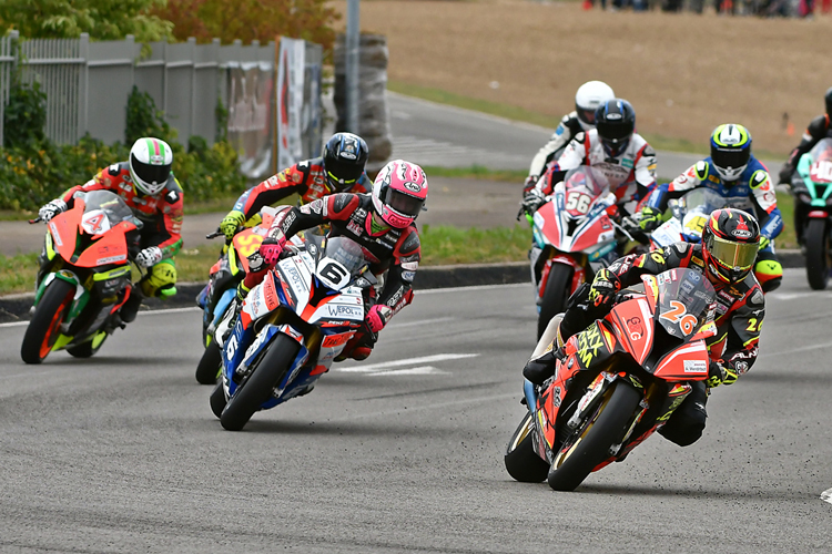 Frohburger Dreieck 2018: Nach dem Start der IRRC-Superbike-Piloten