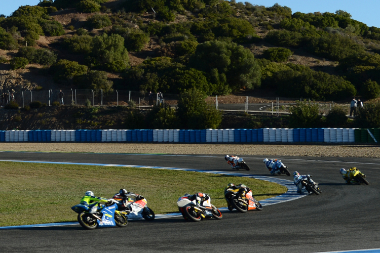 Die Moto3-Klasse der CEV absolviert am Sonntag zwei Läufe