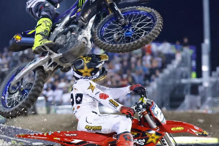 Haiden Deegan traf Ryder DiFrancesco am Kopf
