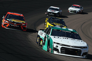 Die NASCAR Cup Series fährt im Free-TV)