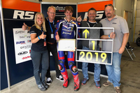 Der neue Superstock-600-Sieger (Mitte)