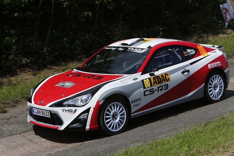 Isolde Holderied im Toyota C3-R3 bei der Rallye Deutschland