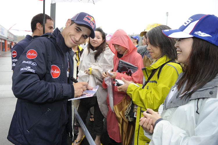 Luis Salom: Autogramme am abgesagten Trainingstag in Motegi