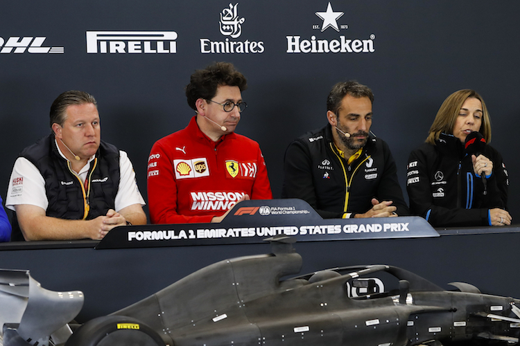 Zak Brown (McLaren), Mattia Binotto (Ferrari), Cyril Abiteboul (Renault) und Claire Williams (Williams)