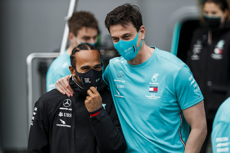 Lewis Hamilton und Toto Wolff