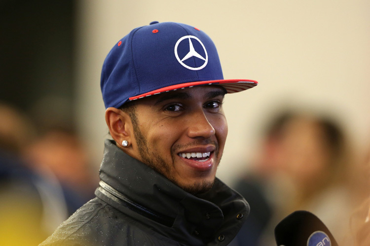 Lewis Hamilton: «Egal, ob Squash, Tennis, Wasser-Ski oder Computer-Games – selbst am Billard-Tisch will ich unbedingt gewinnen»