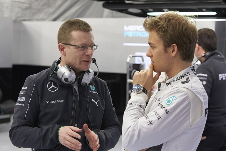 Mercedes-Motorenchef Andy Cowell mit Nico Rosberg