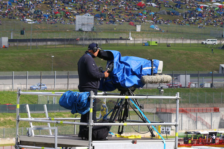 Seine Bilder aus Donington landen in der Konserve