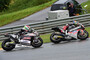Letzte Runde, letzte Kurve: Jonas Folger liegt noch vor Sieger Johann Zarco