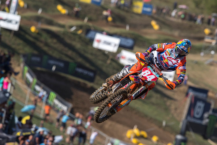 Jeffrey Herlings dominierte auch auf der knochenharten Piste in Sevlievo und ist klar auf WM-Kurs